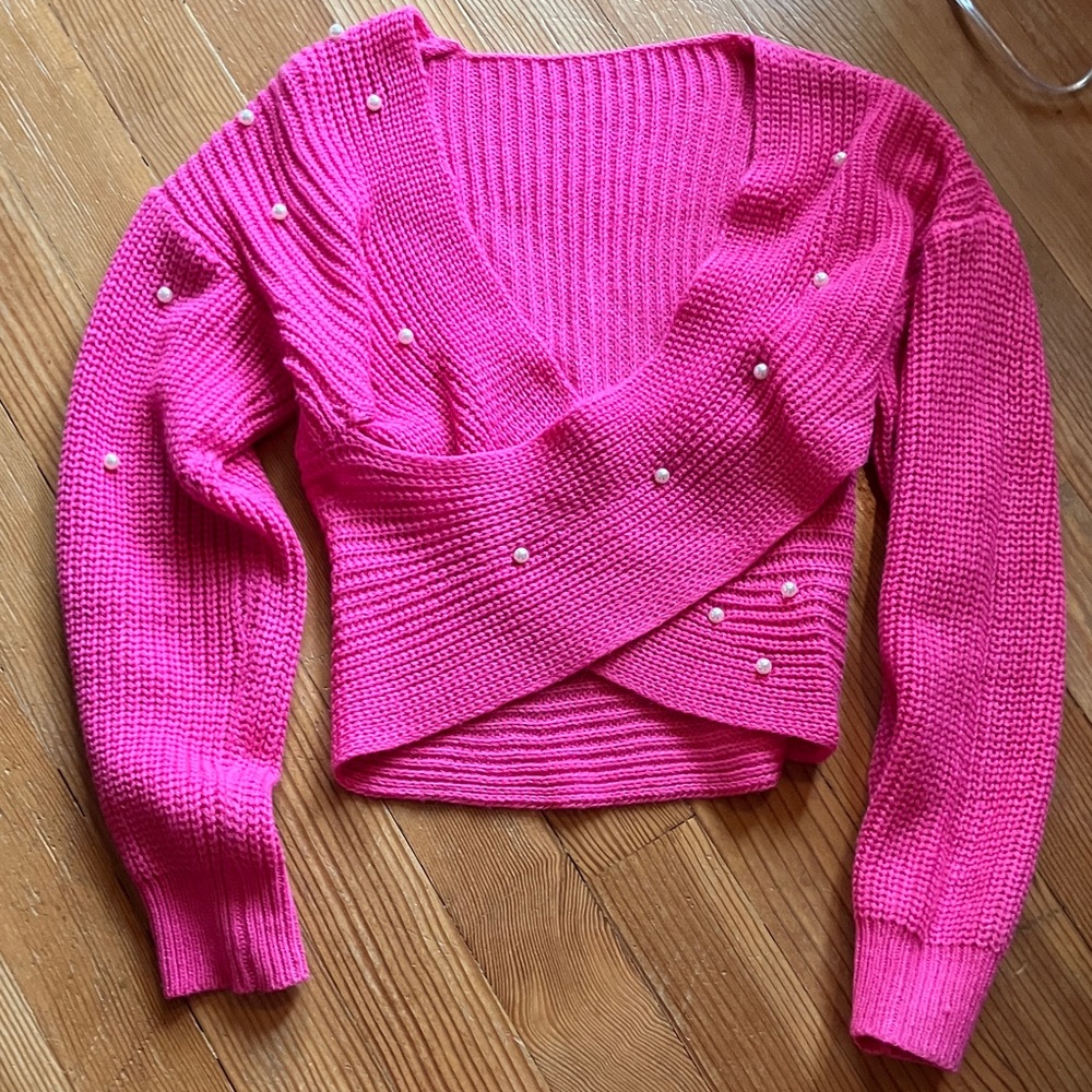 Amazon Bright Pink V-Neck Cropped Sweater with Pearl Embellishments